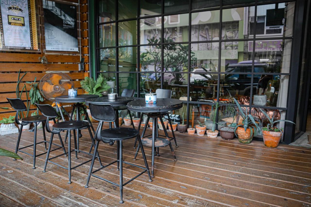 Travel Charger Hostel Hualien Extérieur photo