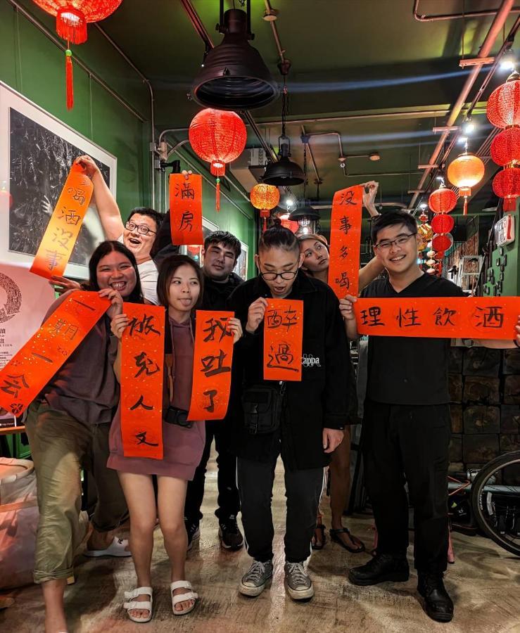 Travel Charger Hostel Hualien Extérieur photo