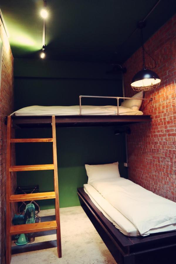 Travel Charger Hostel Hualien Extérieur photo