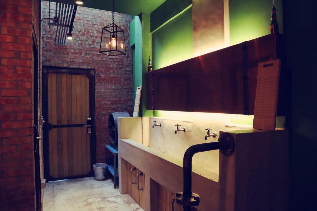 Travel Charger Hostel Hualien Extérieur photo