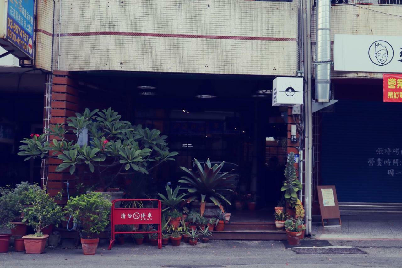 Travel Charger Hostel Hualien Extérieur photo
