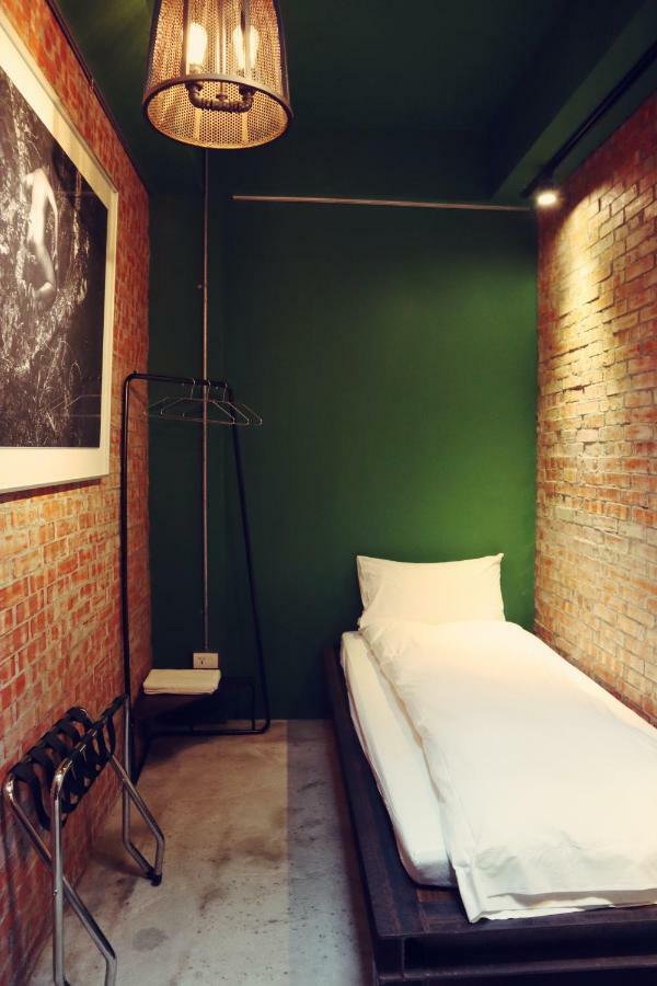 Travel Charger Hostel Hualien Extérieur photo